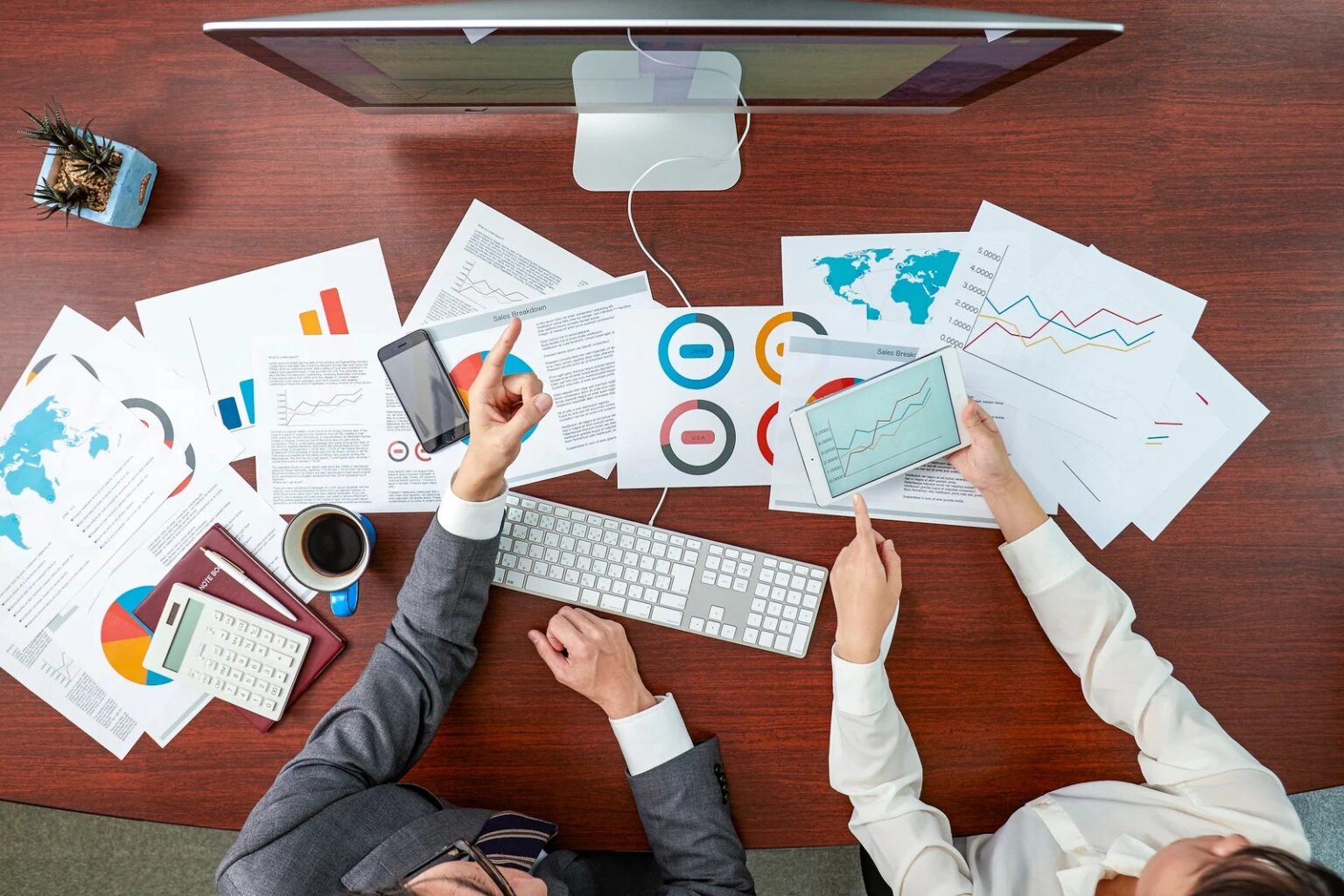 Porter Five Forces คือกรอบการวิเคราะห์โครงสร้างอุตสาหกรรม